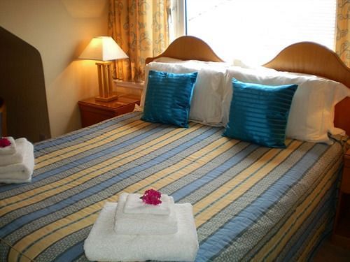 Whin Park Guest House Ларгс Экстерьер фото