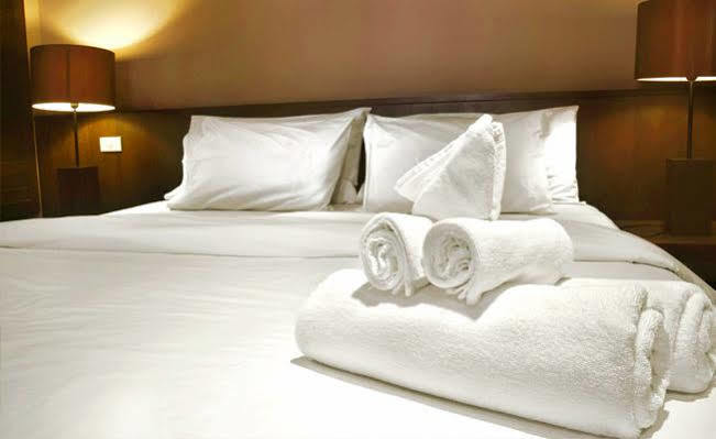 Whin Park Guest House Ларгс Экстерьер фото